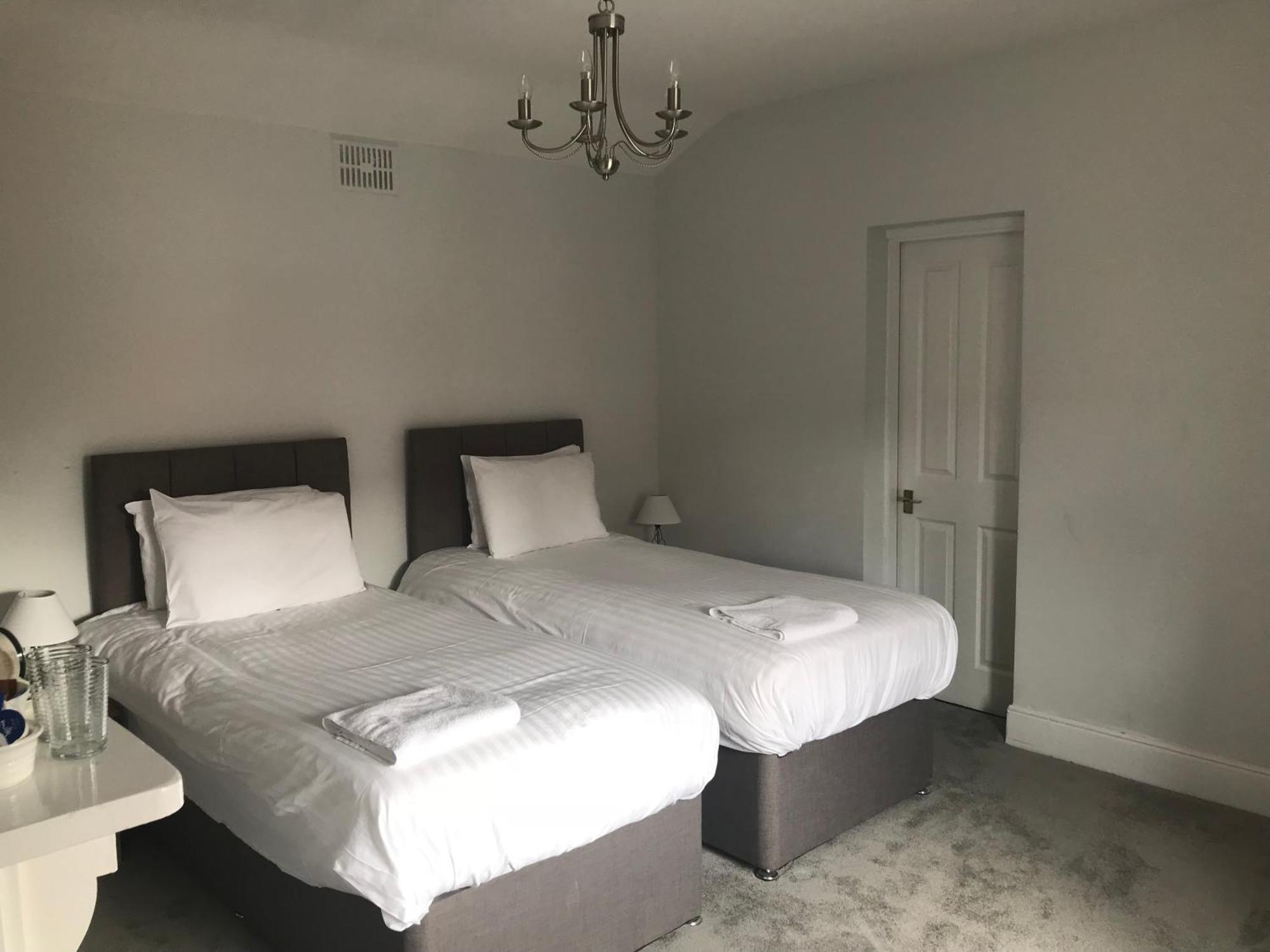 St. Lawrence Hotel Worcester Extérieur photo